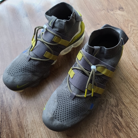 NIKE VAPORMAX - Picture 5 of 6